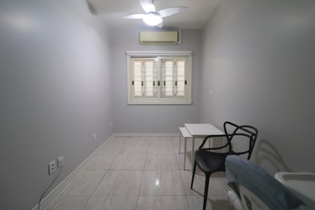 Casa à venda com 180m², 3 quartos e 4 vagasQuarto 02