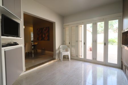 Casa à venda com 180m², 3 quartos e 4 vagasCozinha/Churrasqueira
