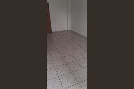 Quarto de casa para alugar com 1 quarto, 120m² em Inhaúma, Rio de Janeiro