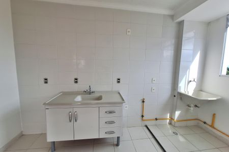 Cozinha de apartamento para alugar com 2 quartos, 97m² em Jardim Rotsen, Duque de Caxias