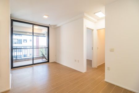Sala de apartamento para alugar com 2 quartos, 64m² em Alphaville Empresarial, Barueri