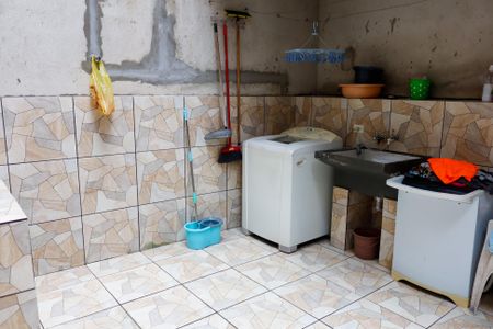 Casa à venda com 173m², 3 quartos e 2 vagas Casa à venda com 173m², 3 quartos e 2 vagasCozinha