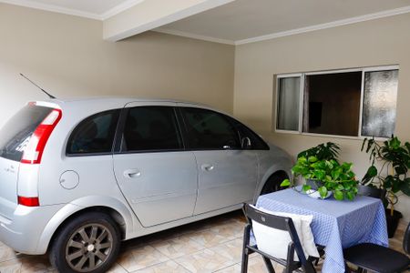 Casa à venda com 173m², 3 quartos e 2 vagas Casa à venda com 173m², 3 quartos e 2 vagasGaragem