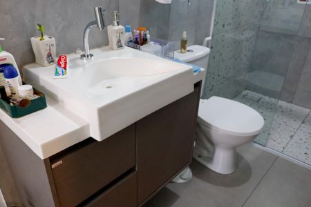 Casa à venda com 173m², 3 quartos e 2 vagas Casa à venda com 173m², 3 quartos e 2 vagasBanheiro da Suíte 3