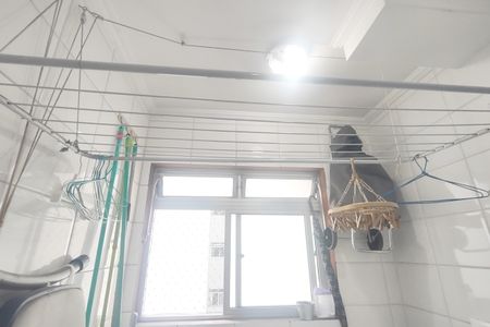 Apartamento à venda com 60m², 3 quartos e 1 vaga Apartamento à venda com 60m², 3 quartos e 1 vagaÁrea de Serviço