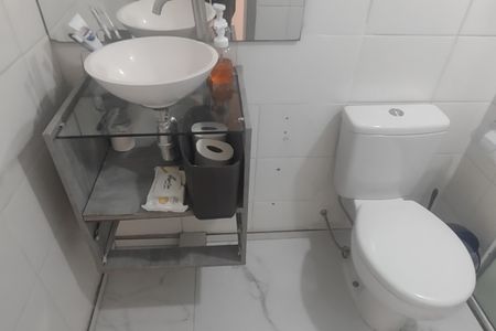Apartamento à venda com 60m², 3 quartos e 1 vaga Apartamento à venda com 60m², 3 quartos e 1 vagaBanheiro