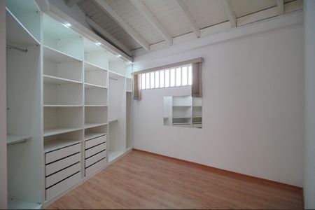 Closet da suíte de casa à venda com 4 quartos, 220m² em Jardim America, São Leopoldo