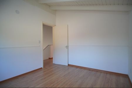 Casa à venda com 220m², 4 quartos e 2 vagasQuarto 2