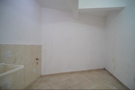 Casa à venda com 220m², 4 quartos e 2 vagasÁrea de Serviço