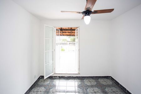 Casa à venda com 78m², 3 quartos e 1 vagaQuarto 2