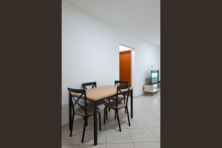 Apartamento para alugar com 84m², 2 quartos e 1 vagaSala