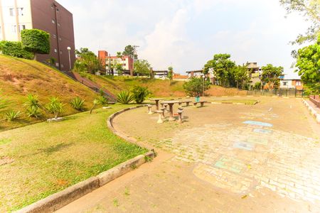 Apartamento para alugar com 70m², 2 quartos e sem vagaÁrea Comum