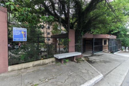 Apartamento para alugar com 70m², 2 quartos e sem vagaFachada