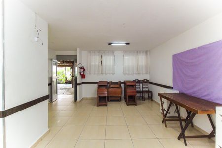 Apartamento para alugar com 70m², 2 quartos e sem vagaÁrea Comum