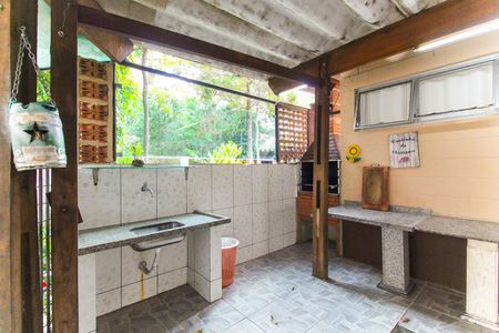 Apartamento para alugar com 70m², 2 quartos e sem vagaÁrea Comum