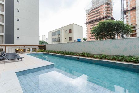 Studio para alugar com 25m², 1 quarto e sem vaga Studio para alugar com 25m², 1 quarto e sem vagaÁrea comum - Piscina