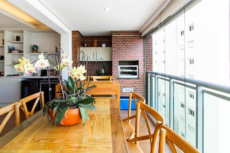 Apartamento à venda com 151m², 4 quartos e 3 vagasSala