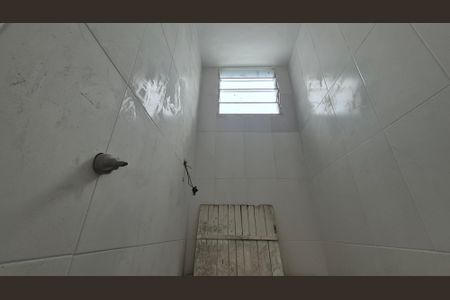 Casa à venda com 148m², 2 quartos e 2 vagas Casa à venda com 148m², 2 quartos e 2 vagasBanheiro da suíte