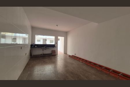Casa à venda com 148m², 2 quartos e 2 vagas Casa à venda com 148m², 2 quartos e 2 vagasCozinha