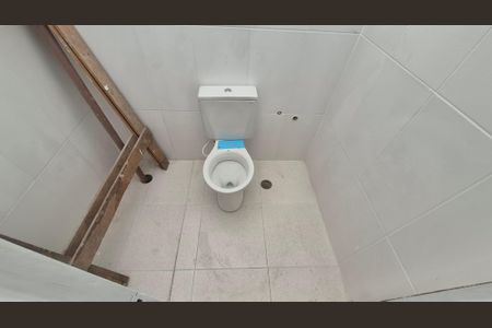 Casa à venda com 148m², 2 quartos e 2 vagas Casa à venda com 148m², 2 quartos e 2 vagasBanheiro