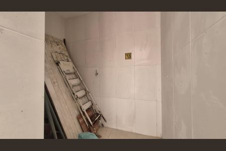 Casa à venda com 148m², 2 quartos e 2 vagas Casa à venda com 148m², 2 quartos e 2 vagasÁrea de serviço