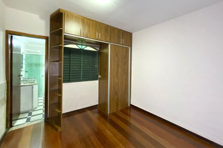 Casa para alugar com 4 quartos, 85m² em Dom Cabral, Belo Horizonte
