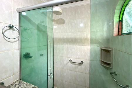 Casa para alugar com 85m², 4 quartos e 1 vaga Casa para alugar com 85m², 4 quartos e 1 vagaBanheiro da Suíte 1