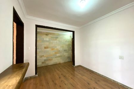 Casa para alugar com 85m², 4 quartos e 1 vaga Casa para alugar com 85m², 4 quartos e 1 vagaSala de Jantar