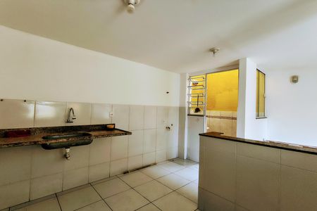 Casa de condomínio para alugar com 60m², 2 quartos e sem vagaCozinha