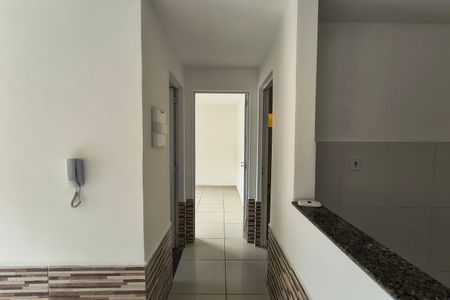 Corredor de casa de condomínio para alugar com 2 quartos, 60m² em Jacarepaguá, Rio de Janeiro