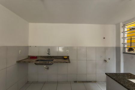 Casa de condomínio para alugar com 60m², 2 quartos e sem vagaCozinha