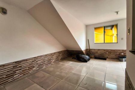 Casa de condomínio para alugar com 60m², 2 quartos e sem vagaSala