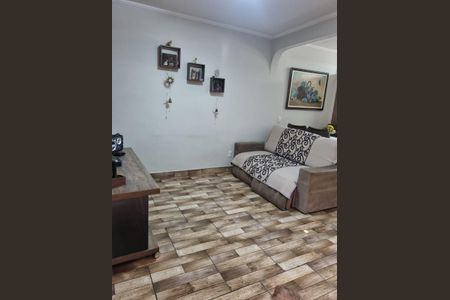 Sala de casa à venda com 4 quartos, 90m² em Parque Santa Madalena, São Paulo