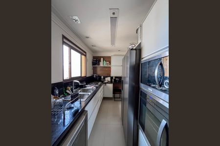 Apartamento à venda com 130m², 2 quartos e 3 vagas Apartamento à venda com 130m², 2 quartos e 3 vagasCozinha