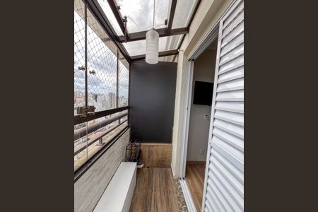 Apartamento à venda com 130m², 2 quartos e 3 vagas Apartamento à venda com 130m², 2 quartos e 3 vagasSacada da Suite