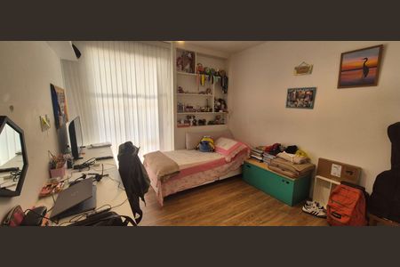 Apartamento à venda com 147m², 3 quartos e 1 vagaQuarto