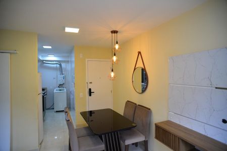 Sala de apartamento à venda com 2 quartos, 40m² em Itanhangá, Rio de Janeiro