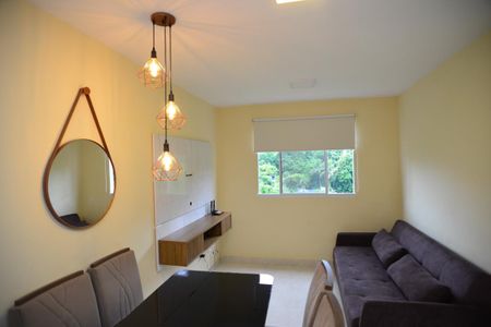 Sala de apartamento à venda com 2 quartos, 40m² em Itanhangá, Rio de Janeiro