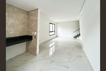 Casa de Condomínio à venda com 2 quartos, 140m² em Trevo, Belo Horizonte