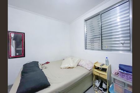 Casa à venda com 220m², 6 quartos e 3 vagasQuarto 2