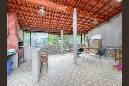 Casa à venda com 220m², 6 quartos e 3 vagasVaranda