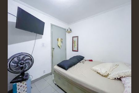 Casa à venda com 220m², 6 quartos e 3 vagasQuarto 2