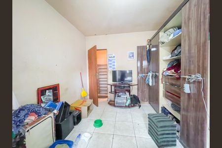 Casa à venda com 220m², 6 quartos e 3 vagasQuarto 5