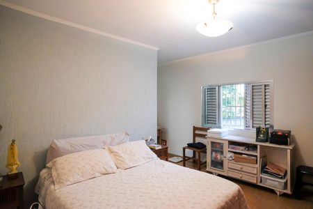 Casa à venda com 179m², 4 quartos e 2 vagasSuíte