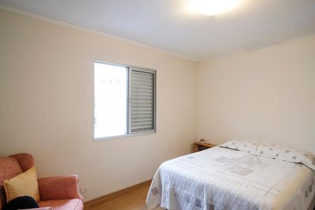 Casa à venda com 179m², 4 quartos e 2 vagasQuarto 2