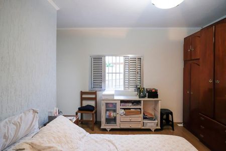 Casa à venda com 179m², 4 quartos e 2 vagasSuíte