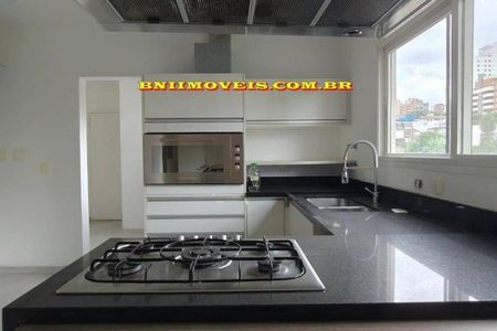 Apartamento à venda com 146m², 3 quartos e 3 vagas