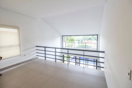 Sala  de casa de condomínio para alugar com 4 quartos, 389m² em Alphaville, Santana de Parnaíba