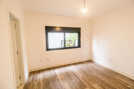 Casa de condomínio para alugar com 389m², 4 quartos e 3 vagas Casa de condomínio para alugar com 389m², 4 quartos e 3 vagasSuíte 2