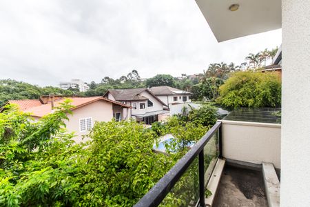 Casa de condomínio para alugar com 389m², 4 quartos e 3 vagas Casa de condomínio para alugar com 389m², 4 quartos e 3 vagasVista da Suíte